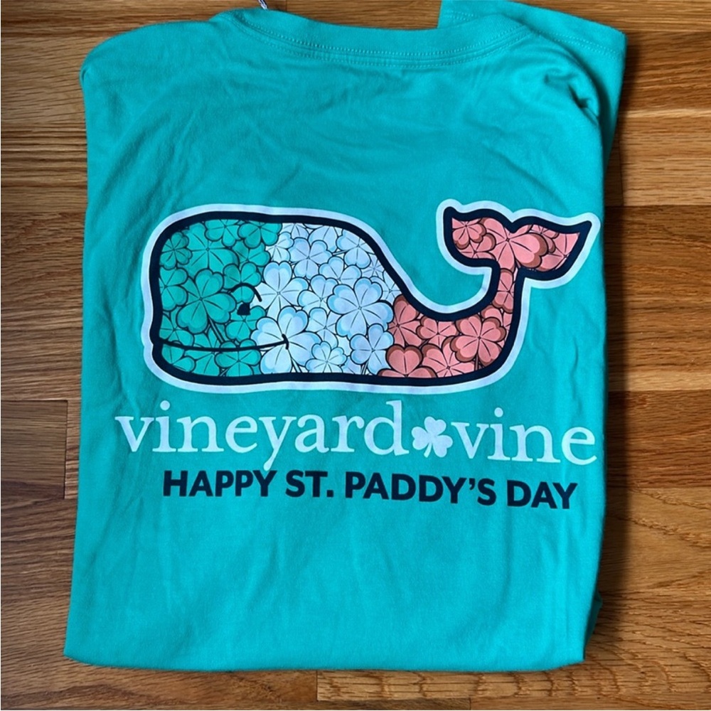 Vineyard Vines St. Patrick’s Day Shirt Men’s Medium